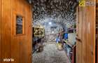 Casa, anexe, 3762 mp teren, 25000 mp padure, Comanesti, jud. Bacau