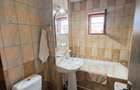 Apartament 2 camere decomandat, 2 balcoane, centrală pe gaze – zona Anda