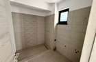Imobil zona Mall Vitan. 13 cam. 11 bai, 5 balcoane, 2 spatii comerciale - 26