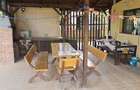 Casa 3 camere, teren 665 mp, Preajba, Malu Mare, zona Damila.