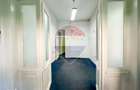 Spatiu comercial | doua cladiri, curte proprie | 300 mp | - 8