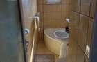 Vand apartament 3 camere, etaj 3, bloc izolat