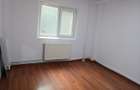 Apartament nemobilat, parter, ideal birouri - 1