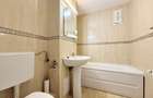 Apartament 2 camere decomandate, 2 bai, parcare, strada Bucuresti - 5