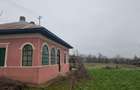 Casă cu 4 camere cu Teren 750 Mp în Central - 3