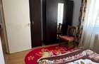 Inchiriez Apartament etaj 2 - 4