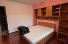 Persoana fizica inchiriez Apartament cu 3 camere - 4