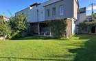 Casa cuplata finisata, la cheie, 150 mp, teren 454 mp, zona linistita