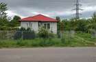 Casă cu 2 camere cu Teren 3200 Mp în Broscăuți - 3
