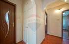 Apartament cu 3 camere decomandat în Tractorul - 18