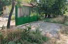 Teren cu doua corpuri casa - 35500 eur - 7