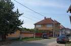 Casă cu 6 camere cu Teren 390 Mp în Central - 1