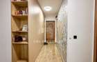 Apartament cu 3 camere decomandat în Tractorul - 1