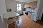 Apartament cu 2 camere decomandat în P-ța Victoriei - 9