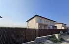 Duplex cu 4 camere cu Canalizare în Exterior Vest - 1 Duplex cu 4 camere cu Canalizare în Exterior Vest - 1