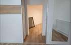 Apartament cu 6 camere în Tractorul - 18