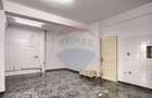 Spațiu comercial, de 70 mp, în Central - 3