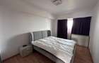 Apartament cu 3 camere în 1 Mai - 1