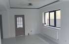 Casă cu 4 camere cu Teren 180 Mp în Exterior Vest - 2