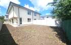 Duplex cu 4 camere cu Canalizare în Periferie - 1