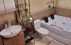 Casă individuală cu 5 camere cu Canalizare în Exterior Est - 6