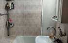 Vând apartament 3 camere  - 2