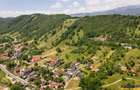 Teren intravilan de 2327 mp, în Județean - 20