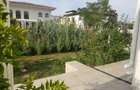 Sisesti-vila eleganta cu finisaje-lux,acces securizat,confort termic sporit,view - 2