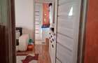 Vand apartament 2 camere semidecomandat,parter inalt in Sibiu cartier v.aaron !! - 3