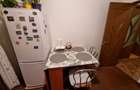 Inchiriez camera unei fete in apartament de 2 camere decomandat - 4