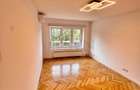 Apartament cu 3 camere decomandat în P-ța Unirii - 2