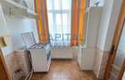 Apartament cu 3 camere în Roman - 2