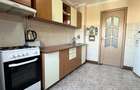 Apartament cu 3 camere decomandat în Km 4-5 - 7