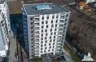 Apartament cu 3 camere decomandat în Sisești - 2