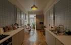 Apartament cu 3 camere + bucatarie separata pe strada Horea - 10
