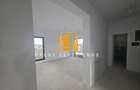 Apartament cu 7 camere decomandat în Găvana - 6