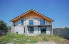 Casă cu 7 camere cu Teren 573 Mp în Sânmartin - 4