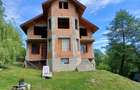 1 Casa de Locuit + 1 Pensiune Functionala + 1 Pensiune la Rosu | Bran | 2700 m - 6