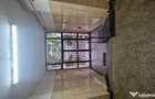 Propr., vand ap 2 cam, conf.1, dec, et 2 din 8 Croitoru Vasile nr 5 Piata Rahova - 3