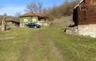 Casă cu 3 camere cu Teren 5208 Mp în Oprișești - 3