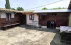 Casă cu Teren 1119 Mp în Găești - 10