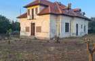 Casă cu 6 camere în Eforie - 1