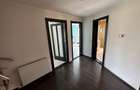 Duplex cu 5 camere cu Canalizare în Exterior Sud - 30