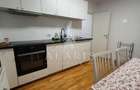 Apartament cu 3 camere, zona Complex Studentesc