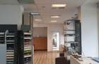 Spatiu comercial bd.Alexandru Vlahuta nr.36 vitrina 14m - 4