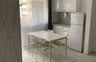 Apartament cu 2 camere decomandat în Apărătorii Patriei - 4