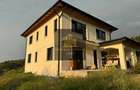 Casă cu 6 camere cu Teren 2613 Mp în Bucium - 4