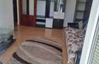 Inchriez apartament 3 camere - 1