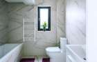 Apartament cu 3 camere decomandat în Tractorul - 7