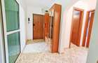 Apartament cu 3 camere decomandat în Lujerului - 9